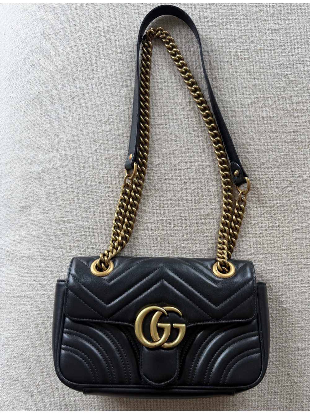 Authentic Gucci Black Quilted Leather Shoulder Bag with Gold Chain